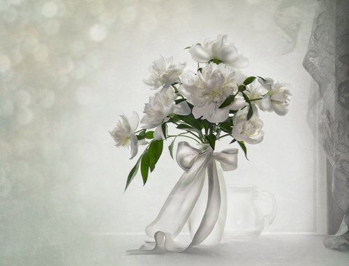 Бело - с - Нежные....