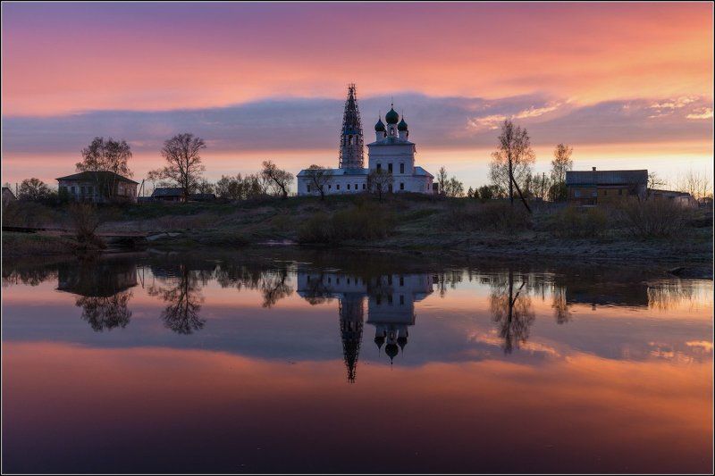 Россия, Ярославская обл, Осенево Огненный рассвет фото превью