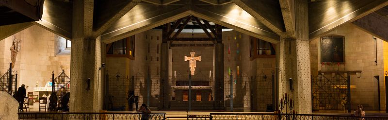 Израиль Назарет  Базилика Благовещения фото превью