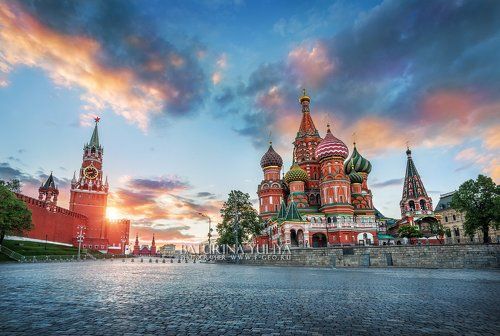 Параллельно облакам