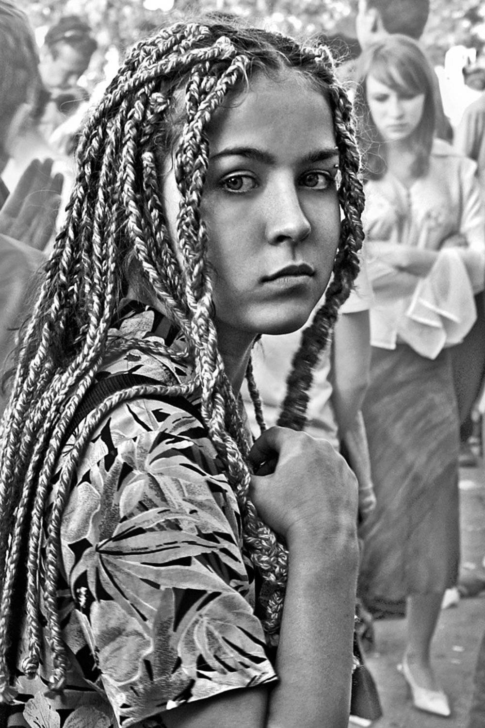 апатиты, девочка, портрет, взгляд, глаза, девушка, чб, город, Николай Смоляк