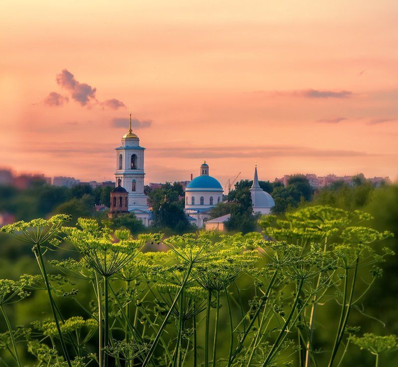 город, закат, лето Городской пейзаж фото превью