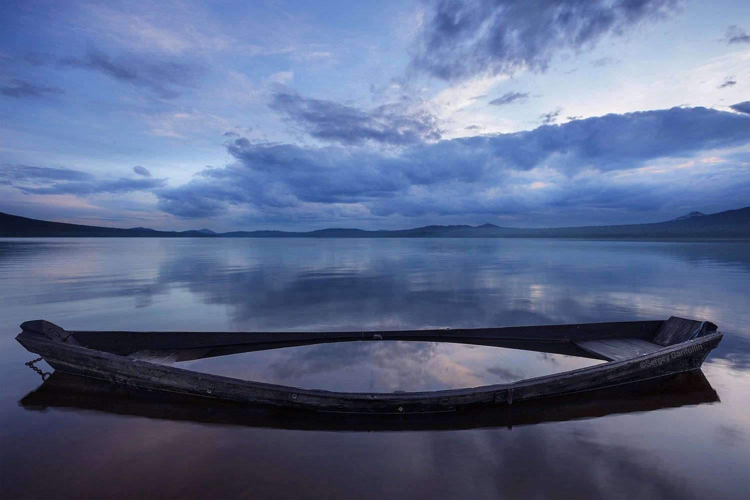 зюраткуль, мель, южный урал, урал, лодка, отражение, Сергей Гарифуллин