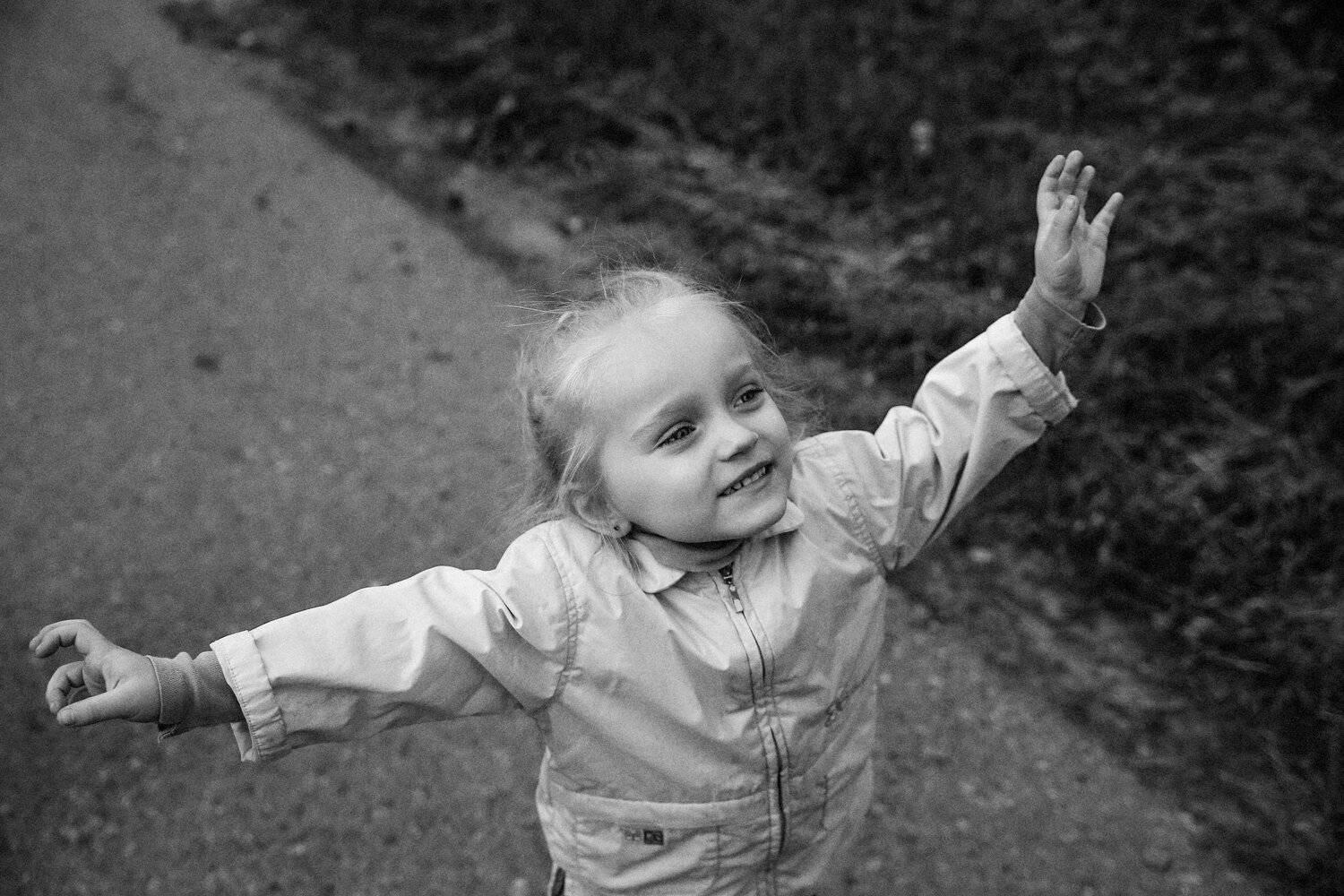 детство, семья, радость, улыбка, игра, Сергей Гойшик