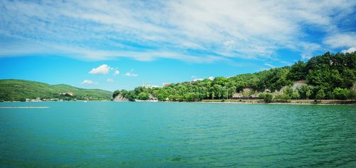 Летний день на озере Абрау.