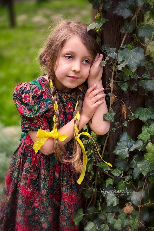 girl, little, eyes, grey, portrait, девочка, голубые глаза, портрет девочка в селе фото превью