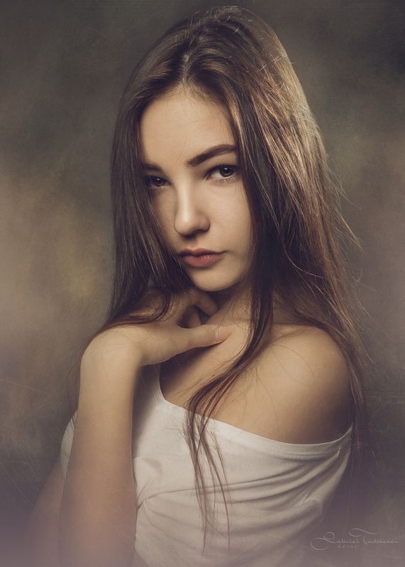 portrait Ana фото превью