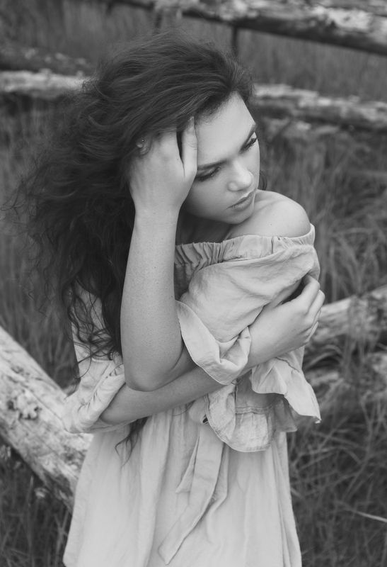 девушка, портрет, черно-белый  фото превью