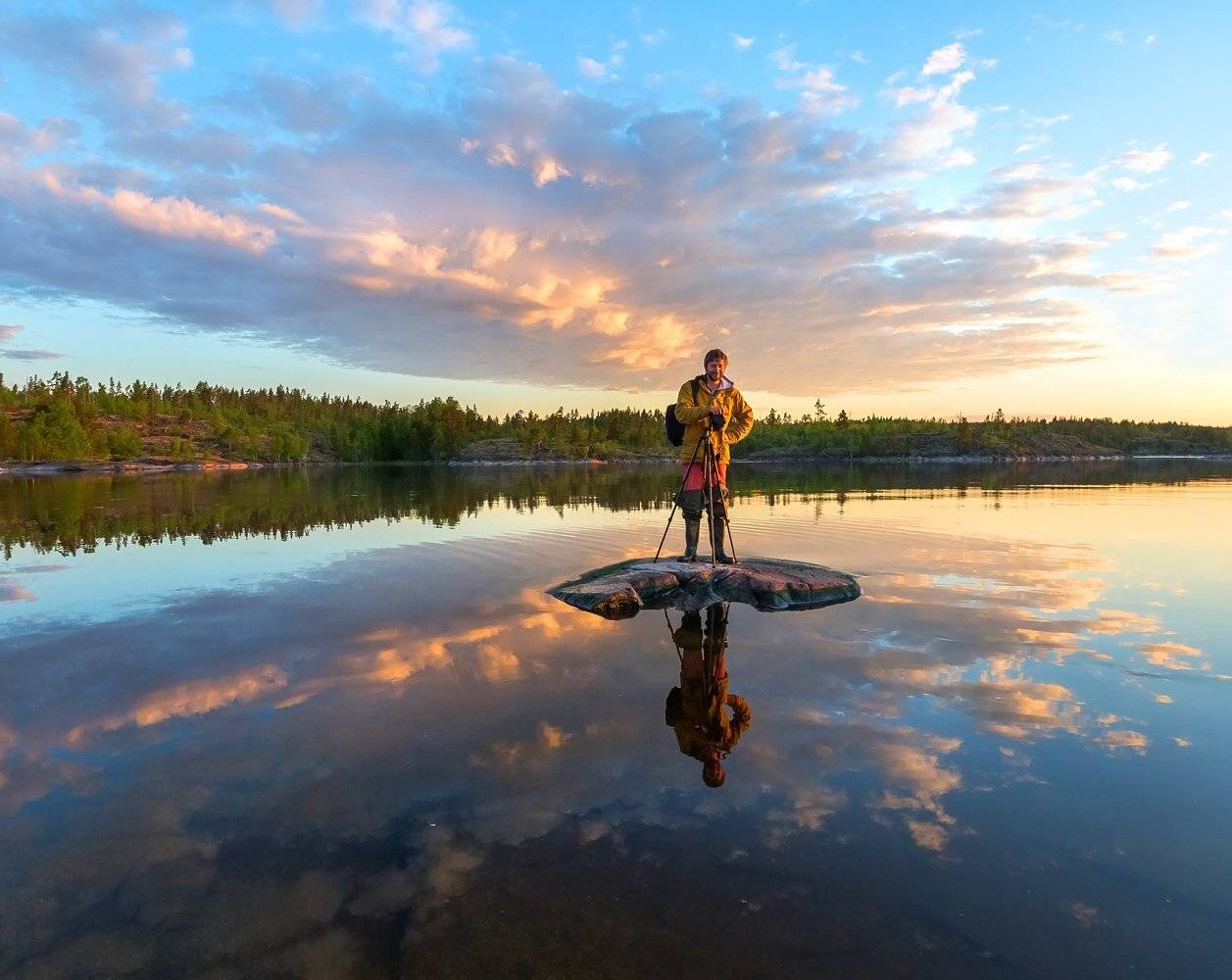 ладожское озеро, карелия, шхеры, лето, скалы, берег, фототур, остров, путешествие, плавание, вода,  отражение, остров, облака, рассвет, фотограф,, Лашков Фёдор