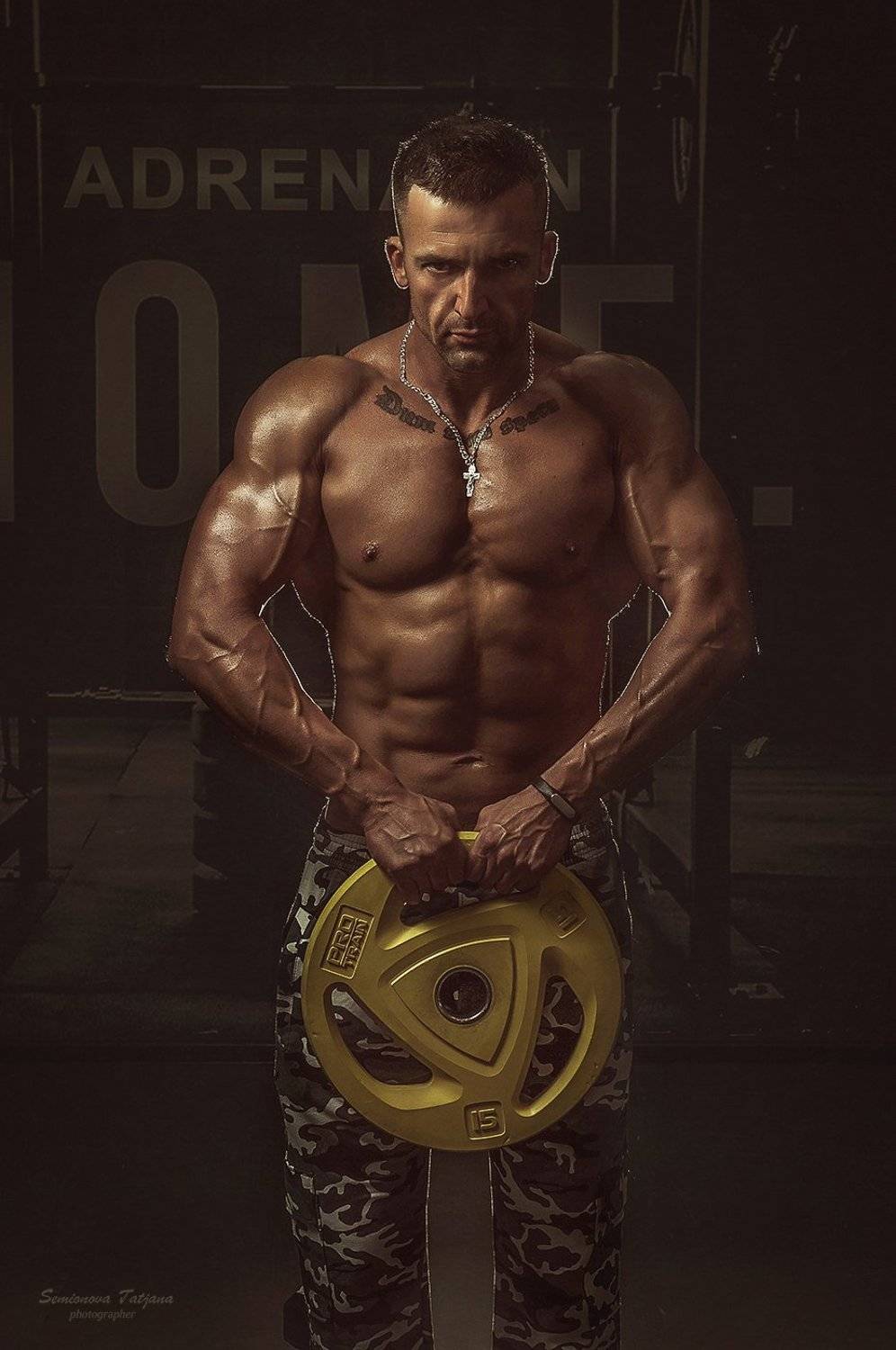 атлет, красивое тело, спорт, мышцы, мужская съемка, спортсмен, тренажеры, тренажерный зал, Семенова Татьяна