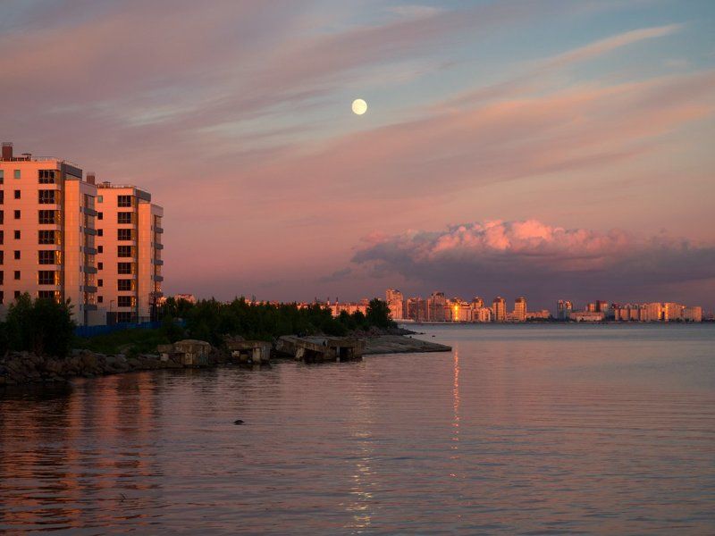 На сиреневой луне фото превью