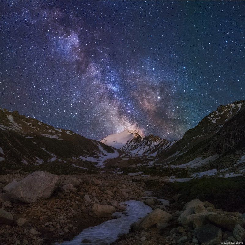 горы, млечный путь, пик советов, кумбельсу, заилийский алатау, ночное небо Ночь в ущелье Кумбельсу фото превью
