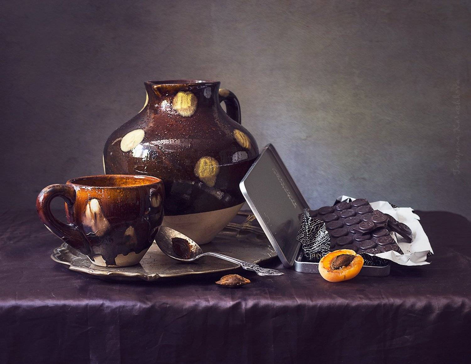 натюрморт, шоколад, кувшин, абрикос, Tatyana Karachkova