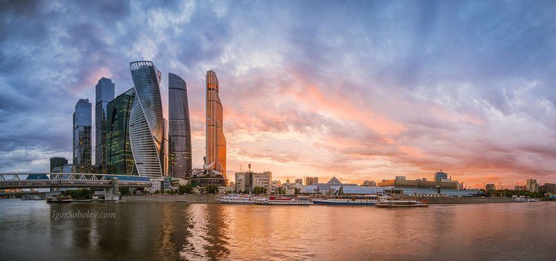 Закат над городом. Москва-сити фото превью