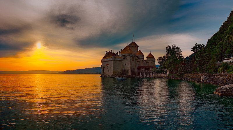 Шильонский замок фото превью