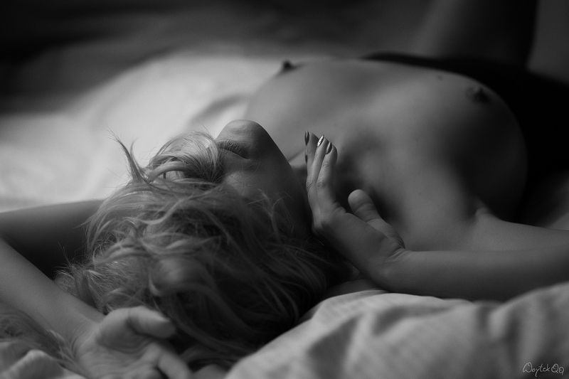 Monika фото превью