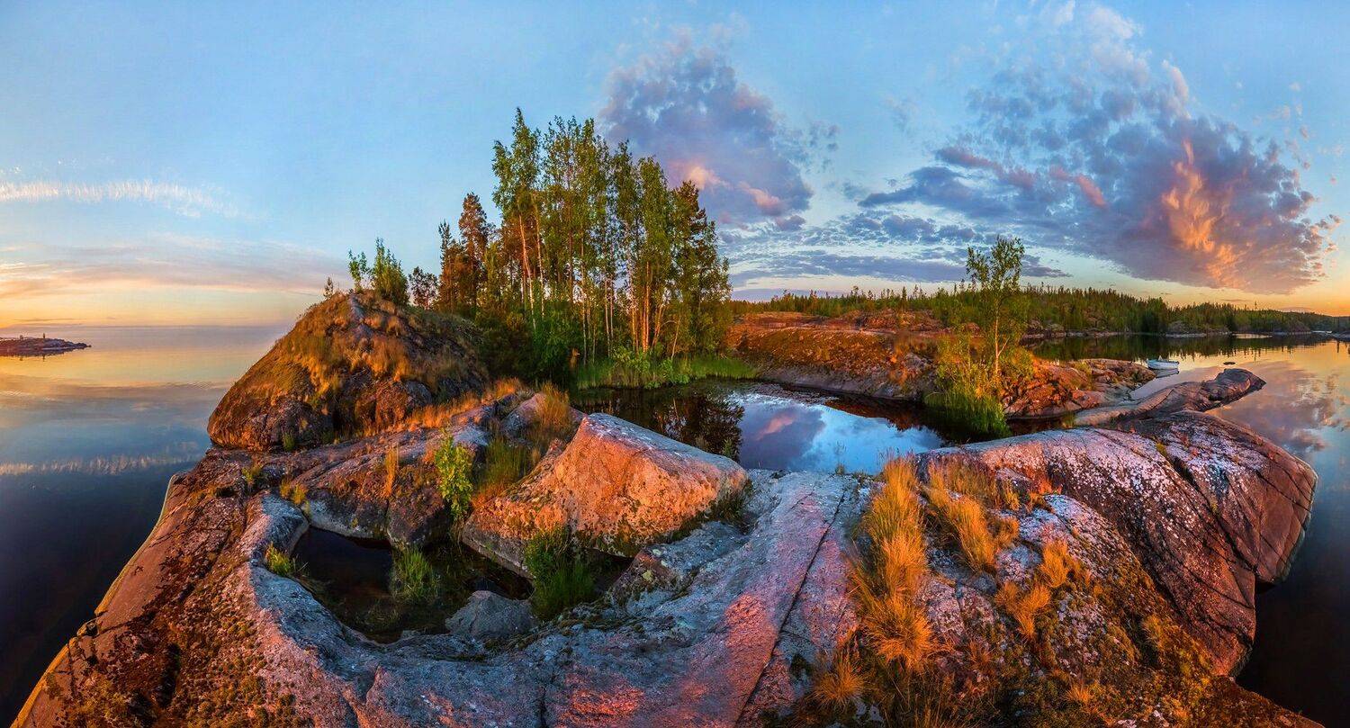 ладожское озеро, карелия, шхеры, лето, скалы, лес, сосны, берег, фототур, остров, путешествие, плавание, вода, рассвет, отражение, остров, облака., Лашков Фёдор