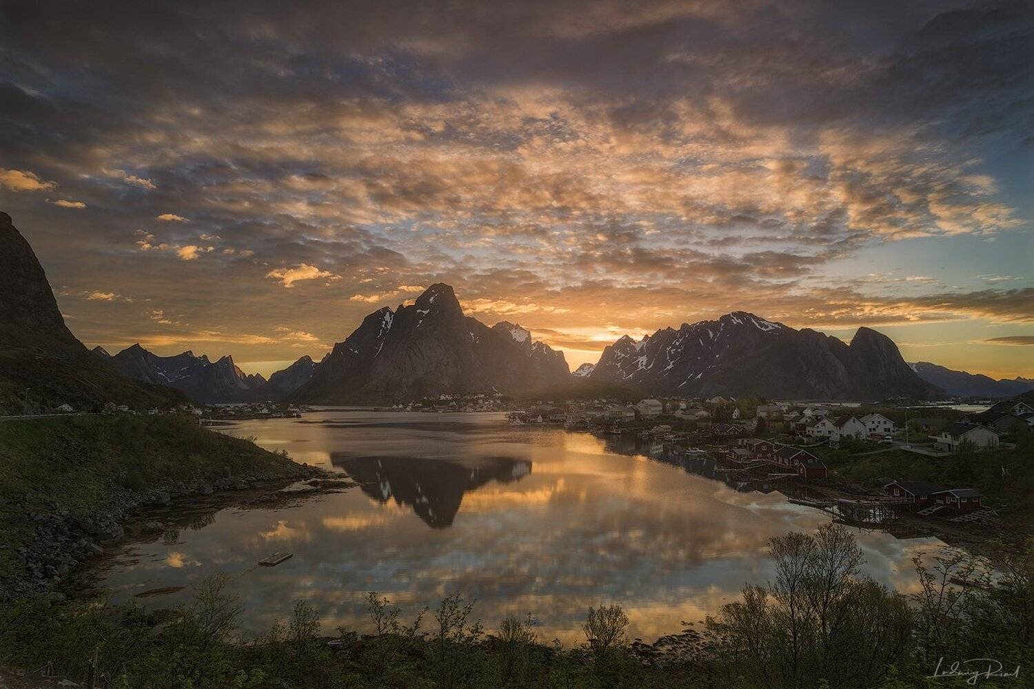 beach, cabin, clouds, cloudy, dawn, evening, fishing hut, fishing stall, fjord, fog, frosty, gravdalsbukta, lake, landscape, lofoten islands, midnight sun, midsummer, moskenes, mountains, night, no person, norway, olstind, olstind mountain, reflection, re, Ludwig Riml