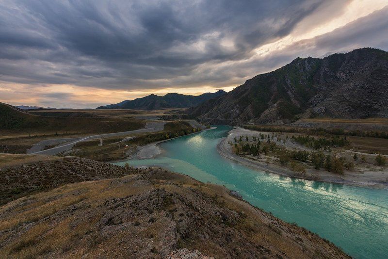 Вечером хмурые тучи гуляли... фото превью