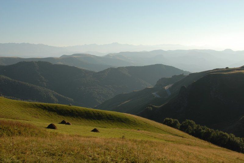 Кавказские Горы фото превью