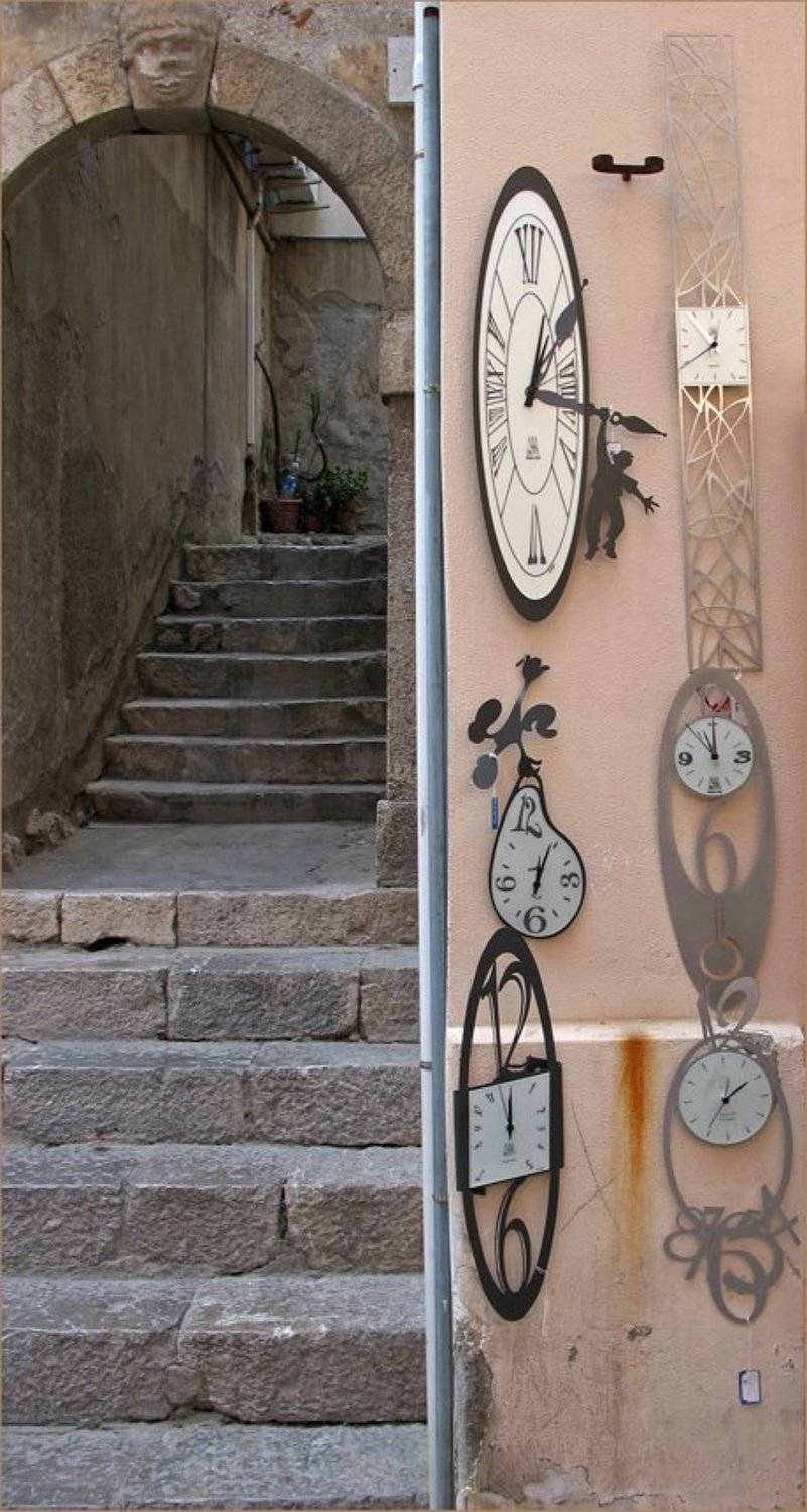 время, часы, лестница, Воронцова Наталья