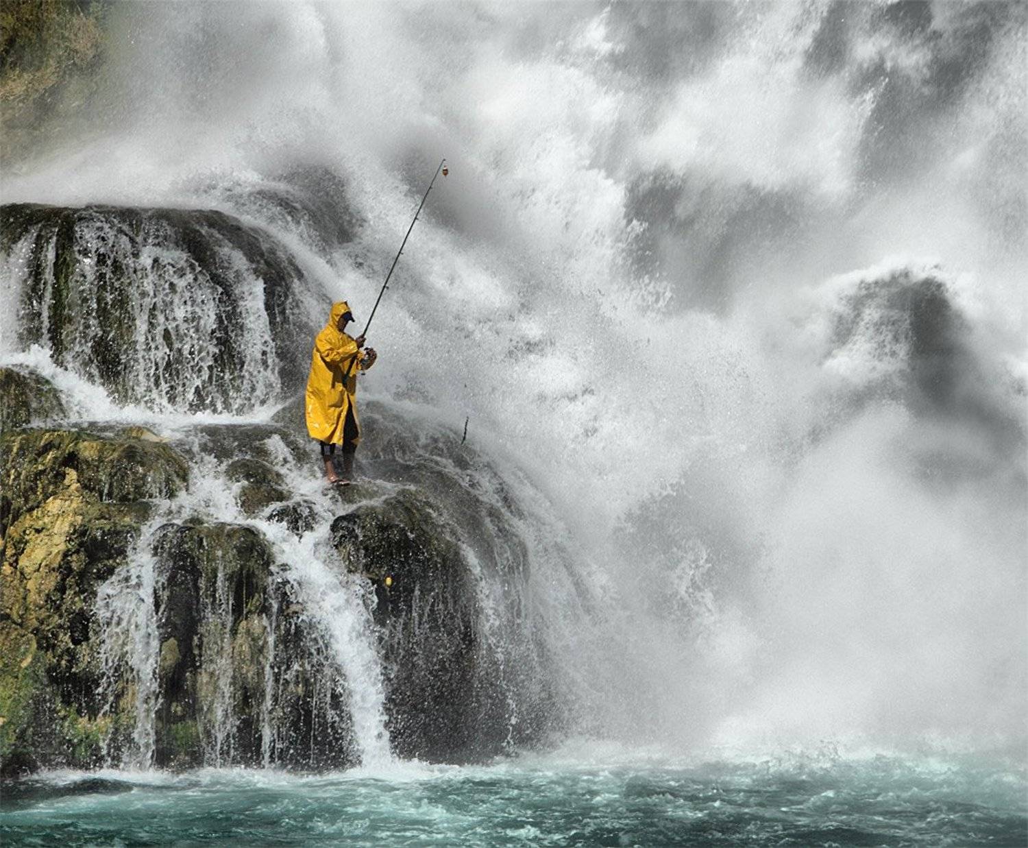 водопад, море, рыбак, Игорь Дубровский