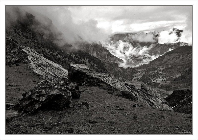 горы, туман Туман-шаман фото превью