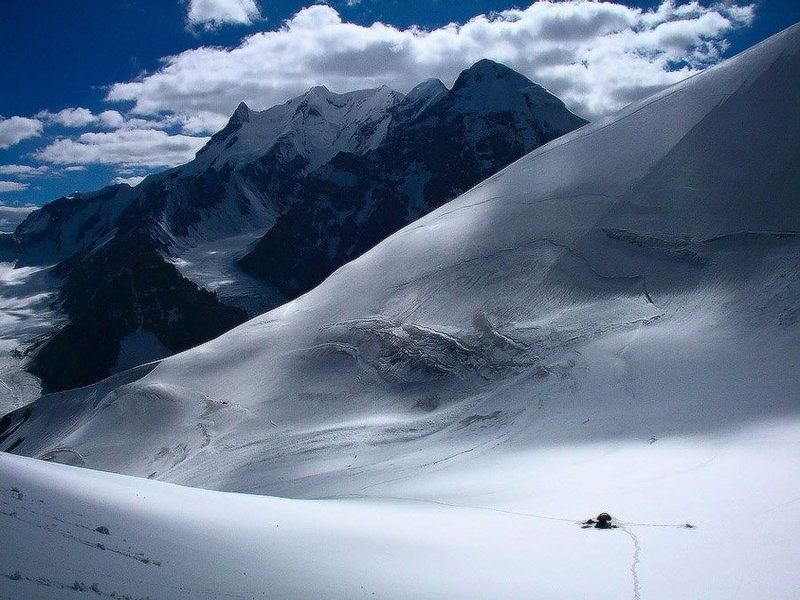 горы, люди, ночевка... Стоянка в горах фото превью