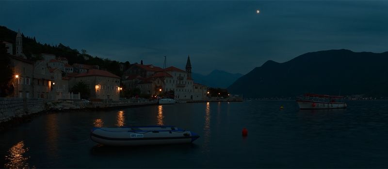 черногория, море, город, вечер, огни вечерний Пераст фото превью