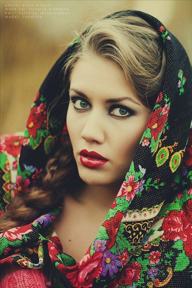 , Алина Троева