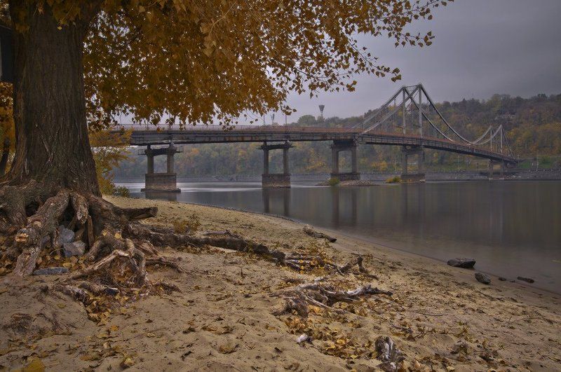 киев, пешеходный мост, nd 1000 ...осенняя зарисовка,Пешеходный мост ... фото превью