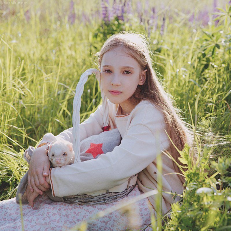 Childhood фото превью