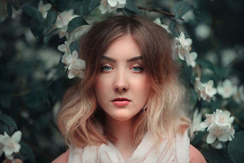 портрет лицо глаза волосы красота девушка губы улыбка Маша фото превью