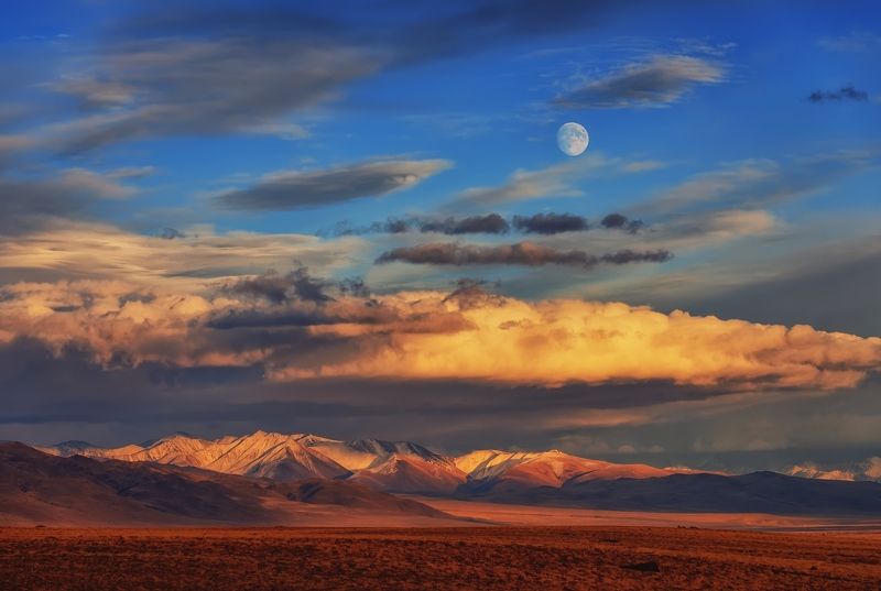 алтай, кош-агач Луна на закате фото превью