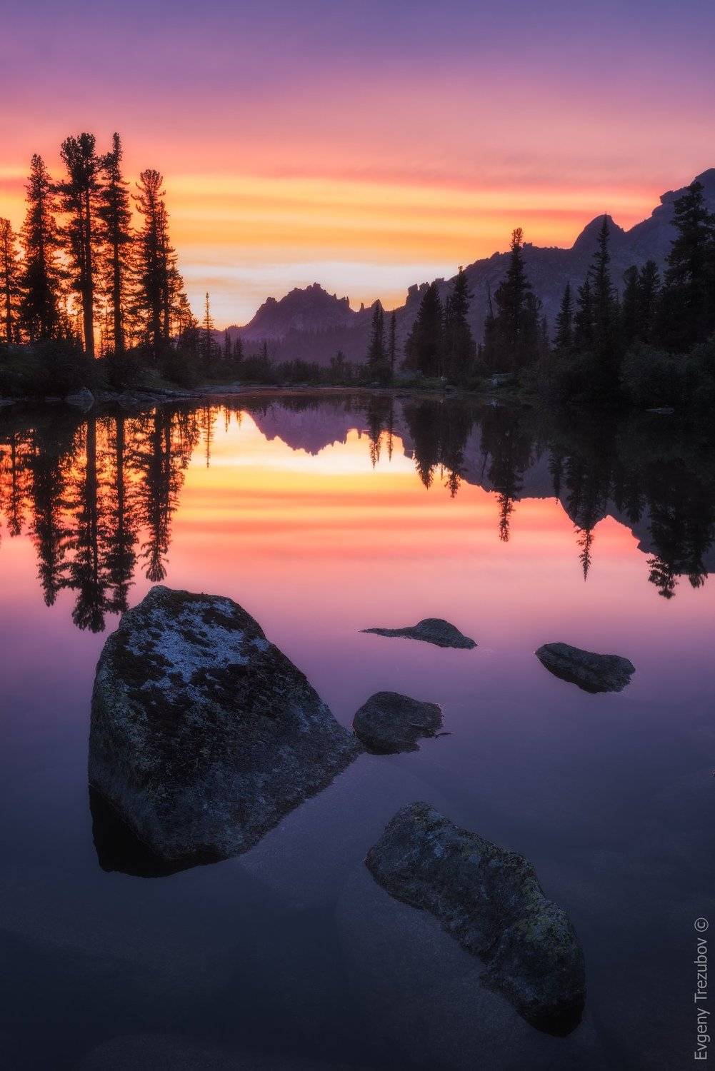 ергаки, природа, пейзаж, саяны, облака, горы, лето, сибирь, вечер, закат, небо, каменный замок, лазурное, красноярск, западные саяны, лес, деревья, Евгений Трезубов