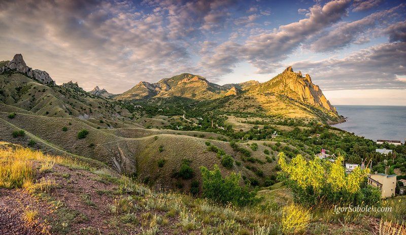кара-даг, крым, россия, вечер, закат, гора, черное море Закат с видом на Кара-Даг фото превью