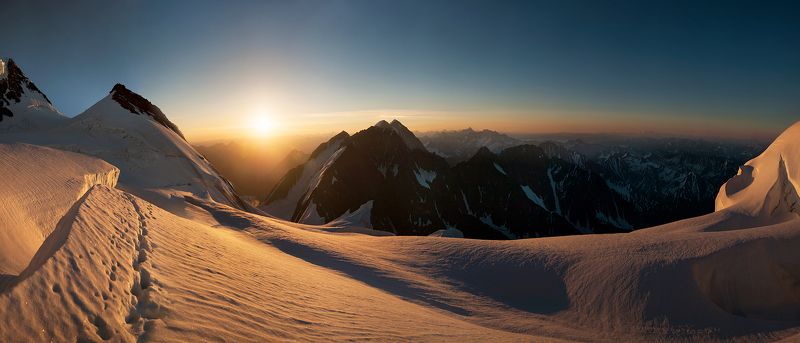 Рассвет над Катунским хребтом фото превью