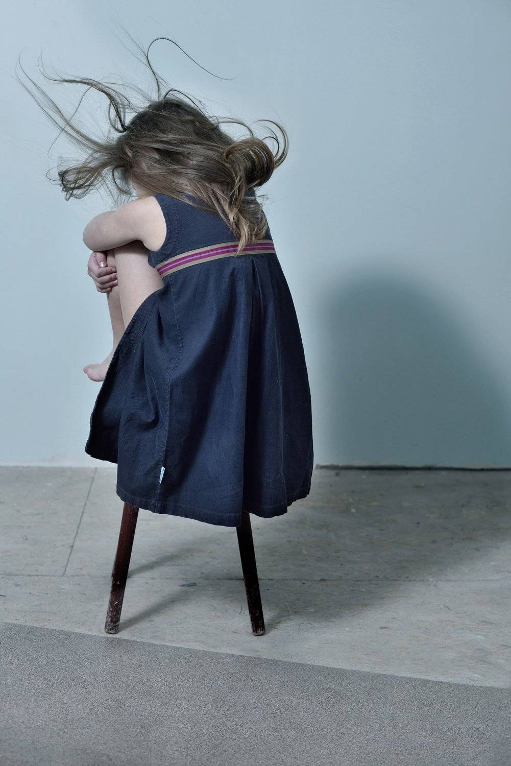 portrait; person; individual; indoor; girl; childhood; child; children; shadow; conceptual; wind; dress; hair; mood, Оксана Бут