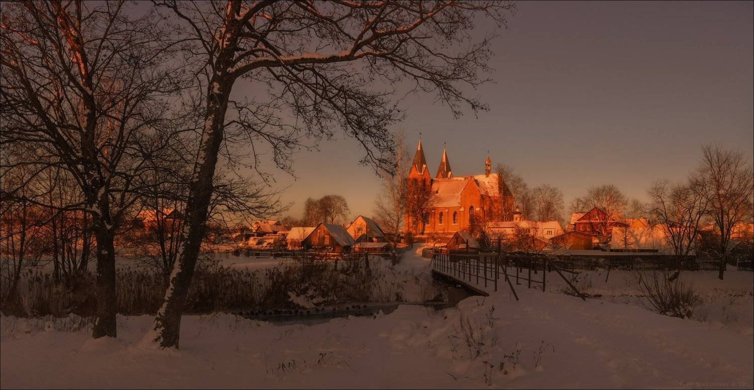 беларусь, раков, зима, неоготический костел доминиканцев богоматери руженцовой и св. доминика, воложин, ссср, польша, граница, контрабанда, бордель, история, Влад Соколовский