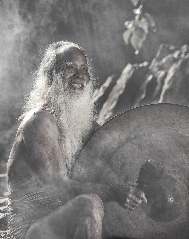 The gong of the great thousand фото превью