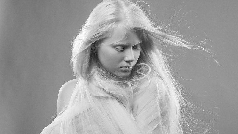 портрет, студийный портрет, девушка  фото превью