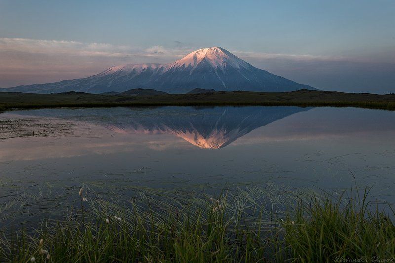 камчатка, вулкан, толбачик, отражение, утро, рассвет Утро у Толбачика фото превью