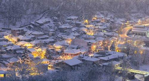 Зимное утро в окраинах Велико Тырново.