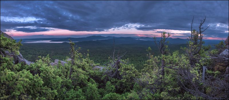 Хребет Зюраткуль, вид с голой сопки фото превью
