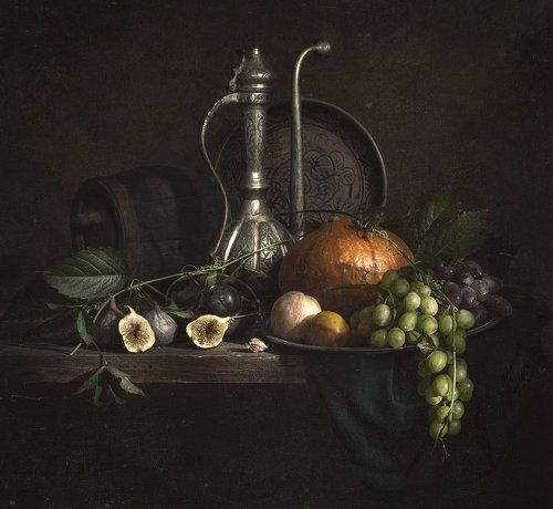 Натюрморт с инжиром и виноградом