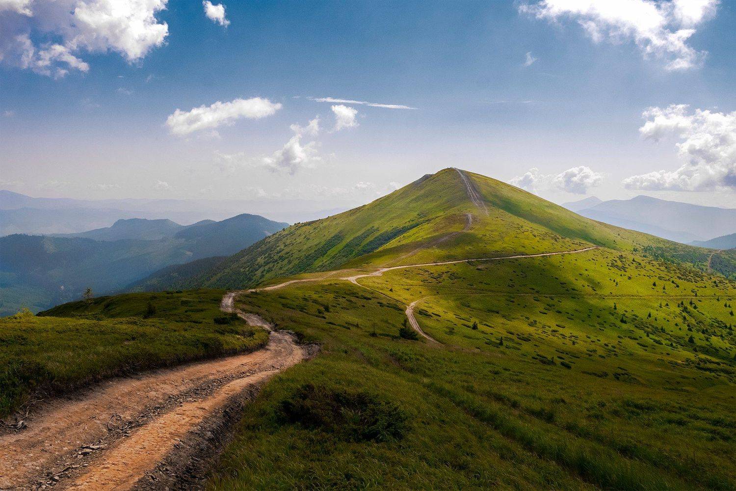 стог, гора Стог, Драгобрат, Карпаты, горы, дорога, горная дорога, облака, небо, Харланов Никита