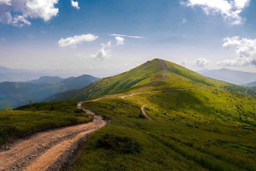 Дорога на гору Стог