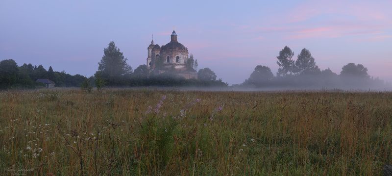 ивановская область, владимирская губерния, храмы, подворье лавры, троице-сергиева лавра, рассвет, лето, травы, сельский пейзаж, глубинка, заря, туман Рассвет в глубинке Ковровского уезда в августе фото превью