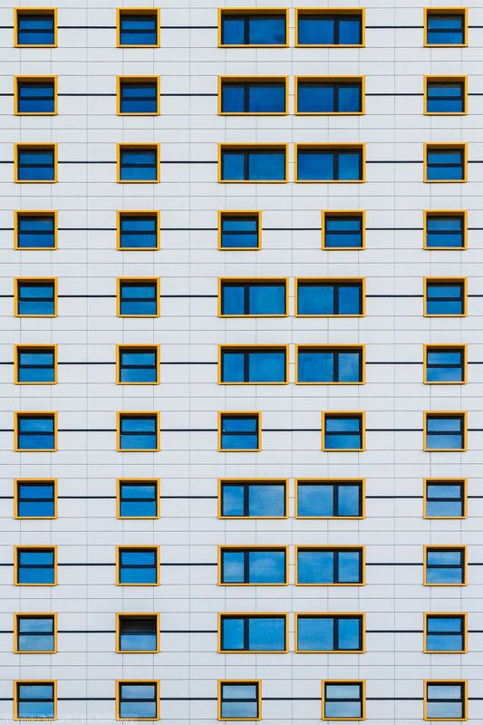 город, архитектура, стены, окна, стена, цвет, белый, синий, желтый,концепт, фасад, architecture, wall, city, building, colours, abstract, windows, *** фото превью