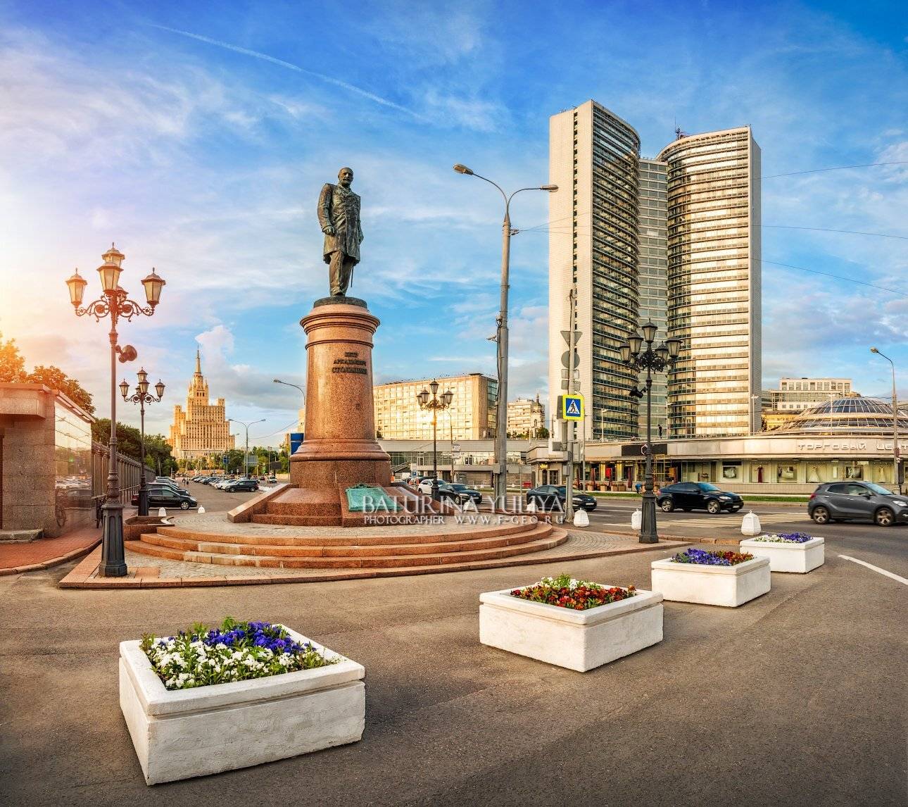 москва, арбат, столыпин, памятник, площадь, дом-книжка, Юлия Батурина